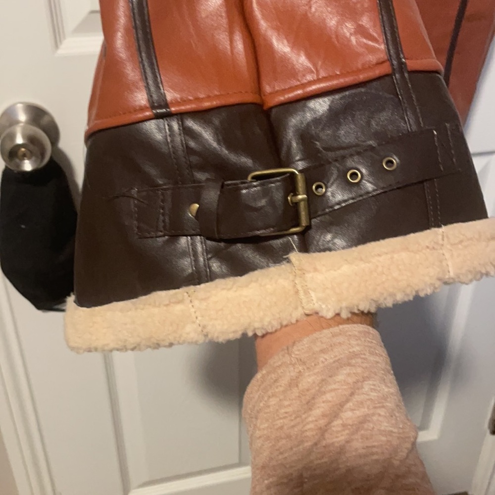 Never Worn - image 3